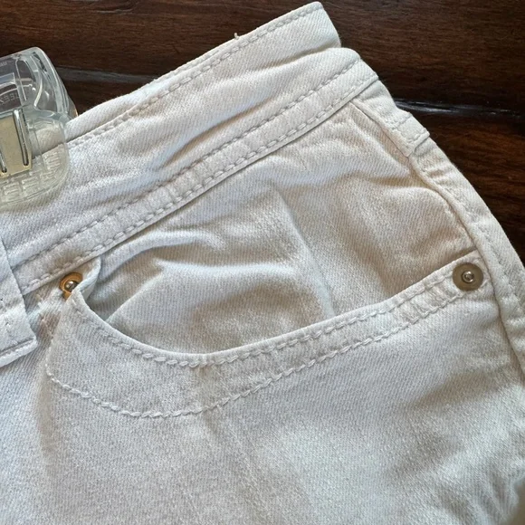 Women's INC Embroidered White Cropped Jeans- Size 16 - Picture 9 of 11